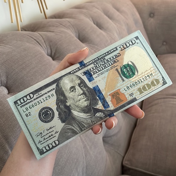 100 Dollar Bill Wallet - Picture 7 of 8